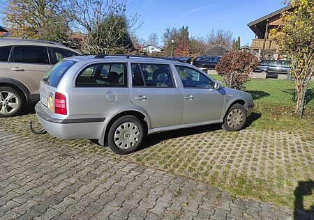 Skoda Octavia Combi 1.6 Team Edition