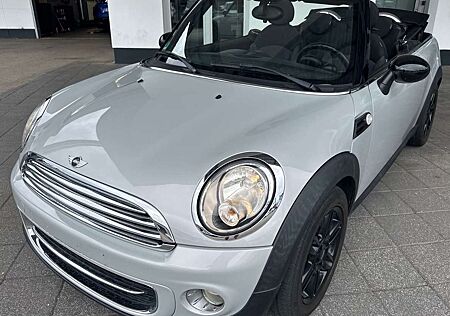 Mini Cooper Cabrio 1.6 D*Modellpflege*2.Hand*SHZ*TÜV*