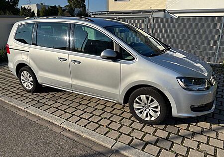 VW Sharan gebraucht kaufen VW Sharan Volkswagen 2.0 TDI Comfortline, 7-Si, Sthzg, Navi