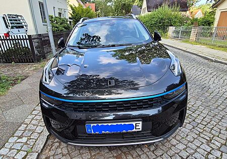 Lynk&Co 01 Lynk & Co PHEV