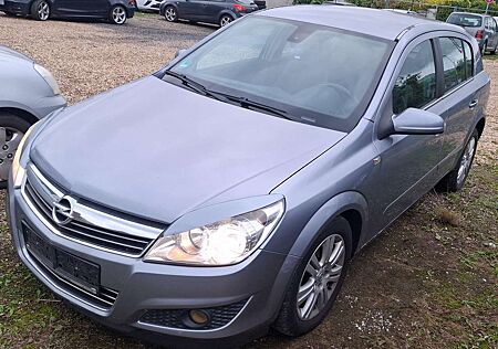 Opel Astra 5-Türer 1.6