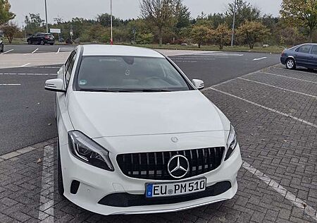 Mercedes-Benz A 180 BlueEfficiency (176.042)