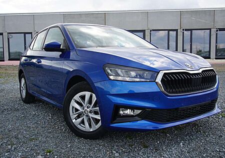 Skoda Fabia 1.0TSI Navi/MirrorLi PDC Tempomat LED
