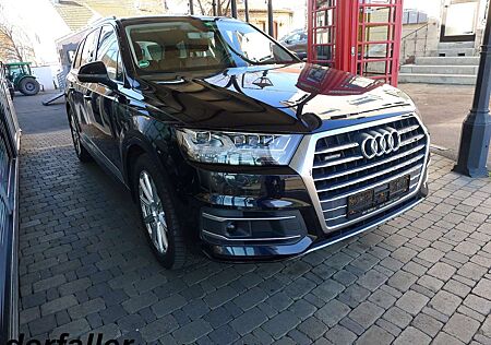 Audi Q7 3,0 TDi quattro 8-fach bereift