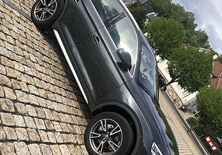 Audi Q5 2.0 TDI quattro S tronic sport