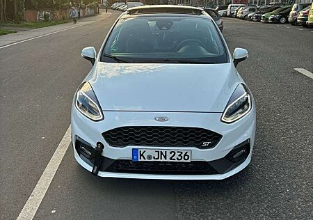 Ford Fiesta 1.5 EcoBoost S&S mit Leder-Exclusiv-Paket ST