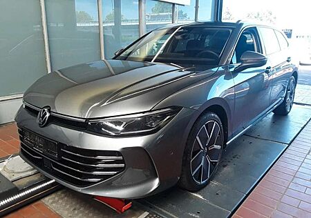 Volkswagen Passat Variant Elegance 2.0TDI DSG Navi AHK SHZ