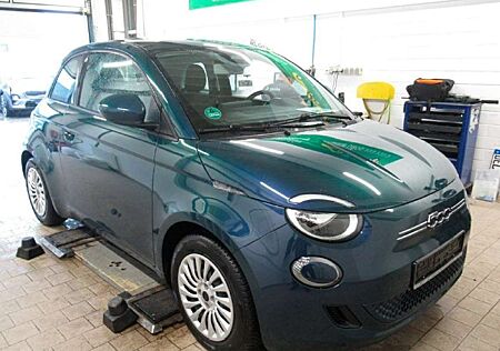 Fiat 500E 320 Km Reichweite Navi - Allwetter