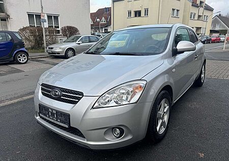 Kia Cee'd Ceed / LX 1.Hand Klimaautomatik Sitzheizung Top Zustand