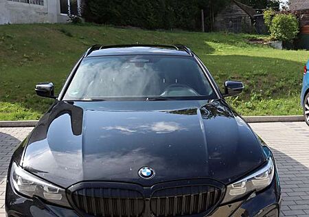 BMW 320d 320 xDrive M Sport AUSTAUSCHMOTOR 54.000 KM