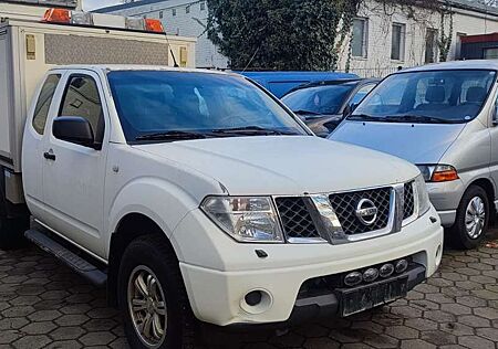 Nissan Navara 2,5