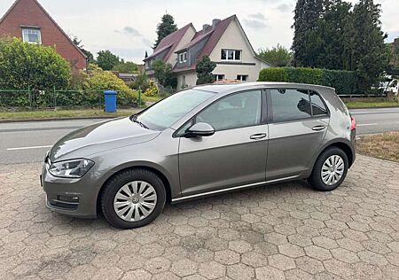 VW Golf Volkswagen VII 1.6 TDI*guter Zustand*SHZ*PDC*Multi