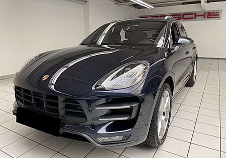Porsche Macan Turbo mit Performance Paket