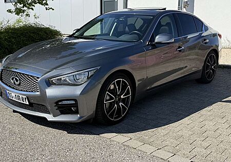 Infiniti Q50 Hybrid AWD Sport