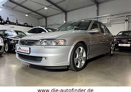 Opel Vectra 2.2 16V Sport Klima,Xenon,Leder,PDC,17"