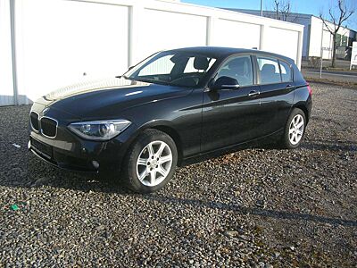 BMW 118 118 i - Navi - Klima - Schiebedach - PDC