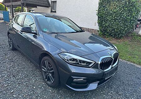 BMW 118 i Sport Line,Aut.LED,Navi,Alu,Sportsitze.