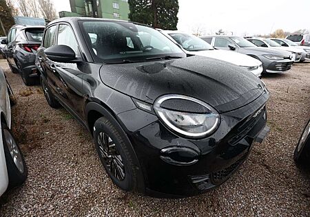 Fiat 600 MHEV 145 DCT LED Nav ACC Kam Keyl Klimaaut 107 ...