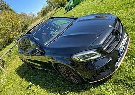 Mercedes-Benz GLA 45 AMG 4MATIC Night, AERO, Perf.Sitze, Vol