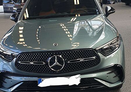 Mercedes-Benz GLC 300 4Matic 9G-TRONIC Edition AMG Line
