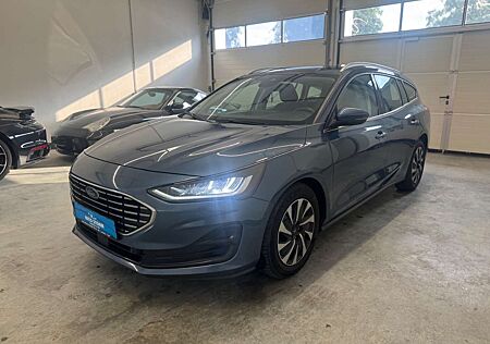 Ford Focus Turnier 1.5 EcoBlue Titanium*LED*KAM*SHZ* AHK+LED+