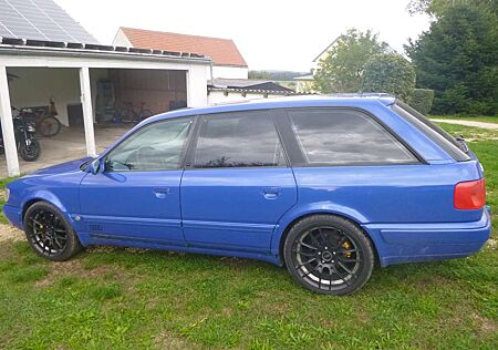 Audi 100 Avant S4 4.2