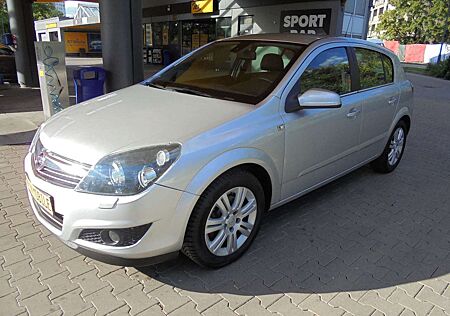 Opel Astra 1.8 ECOTEC Edition Automatik/1.J.Gewährl.