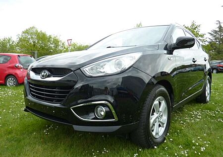 Hyundai ix35 5 Star Edition 6*Airbag Alufelgen AHK TOP D-Reling