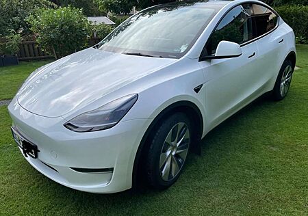 Tesla Model Y Performance Dual Motor AWD