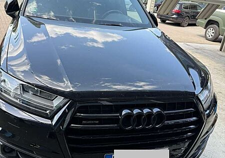 Audi Q7 3.0 TDI quattro (Beschreibung lesen!)