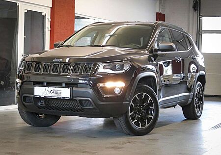 Jeep Compass Trailhawk Plug-In Hybrid 4WD