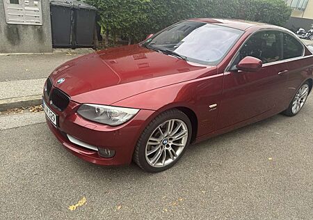 BMW 325i 325 xDrive Coupe Aut. Edition Exclusive