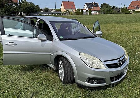 Opel Signum 1.9 CDTI Edition Plus
