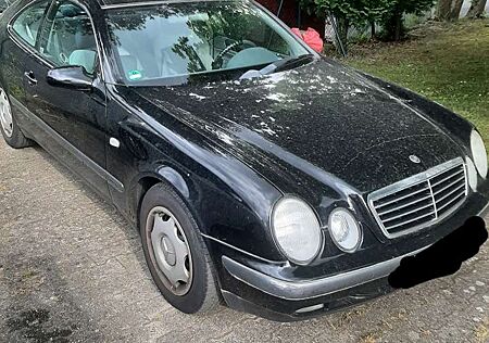 Mercedes-Benz CLK 200
