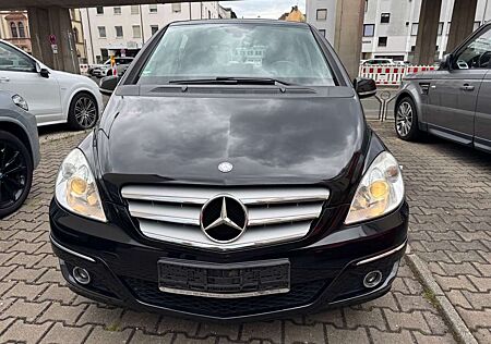 Mercedes-Benz B 180 B -Klasse