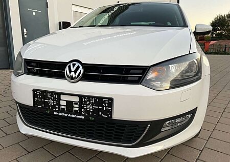 VW Polo Volkswagen V Life