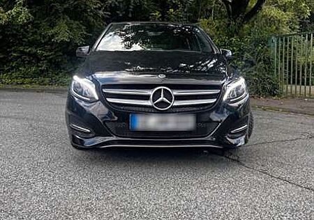 Mercedes-Benz B 200 (CDI) d 4Matic 7G-DCT Urban