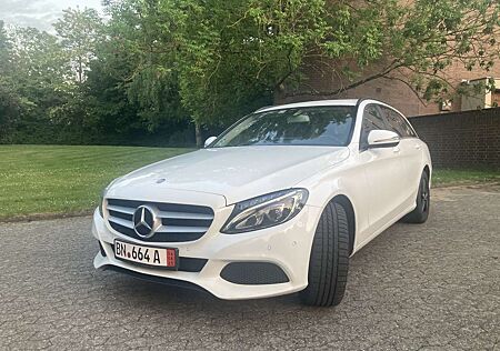 Mercedes-Benz C 200 (BlueTEC) d T 7G-TRONIC Avantgarde