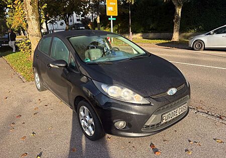 Ford Fiesta Trend 2 Hand TÜV AU 06/27