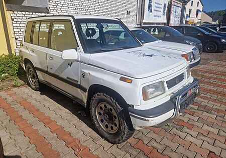 Suzuki Grand Vitara 1.6 Club (3-trg.)