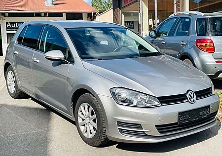 VW Golf Volkswagen VII Lim. Trendline BMT