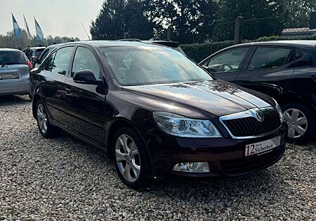 Skoda Octavia Elegance*Xenon*SHZ*Garantie*TÜV+Service*