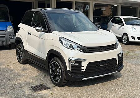 Ligier JS 60 Sport, DCI, Servo, Carplay, RFK, Pearl White, Inkl Lieferung