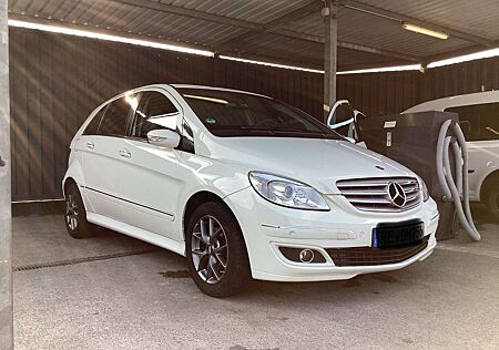 Mercedes-Benz B 150