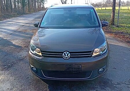 VW Touran Volkswagen 1.6 TDI DPF Life
