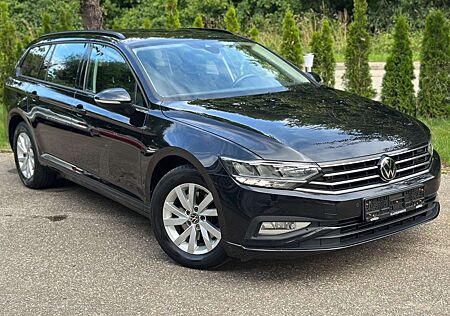 VW Passat Variant Volkswagen /DSG/LED/AHK/DAB/1.Hand/FACELIFT
