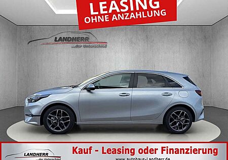 Kia Cee'd Ceed / 1.5 Gold // Kamera/Keyless/Teilleder