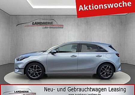 Kia Cee'd Ceed / 1.5 Gold // Kamera/Keyless/Teilleder