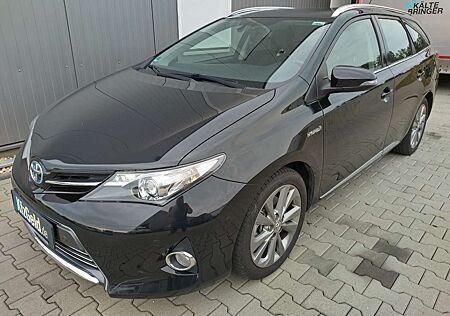 Toyota Auris Touring Sports 1.8 Hybrid Executive