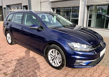 VW Golf Volkswagen VII Variant Comfortline/ACC/Panorama/Standh